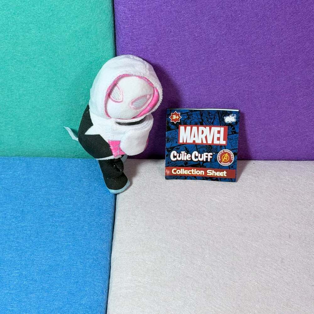 Marvel Cutie Cuff Ghost-Spider (Spider-Gwen) Plush Wristband
